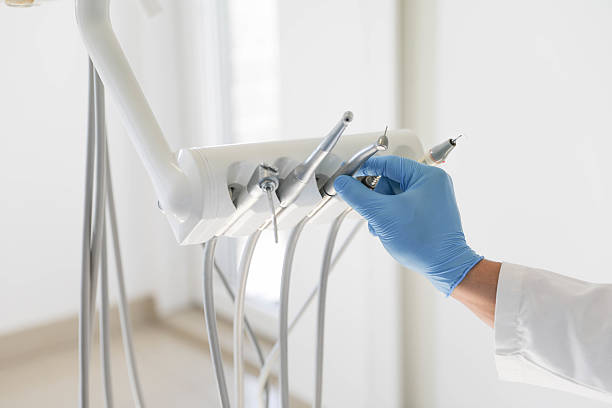 24/7 Emergency Tooth Extraction experts in Topeka, KS